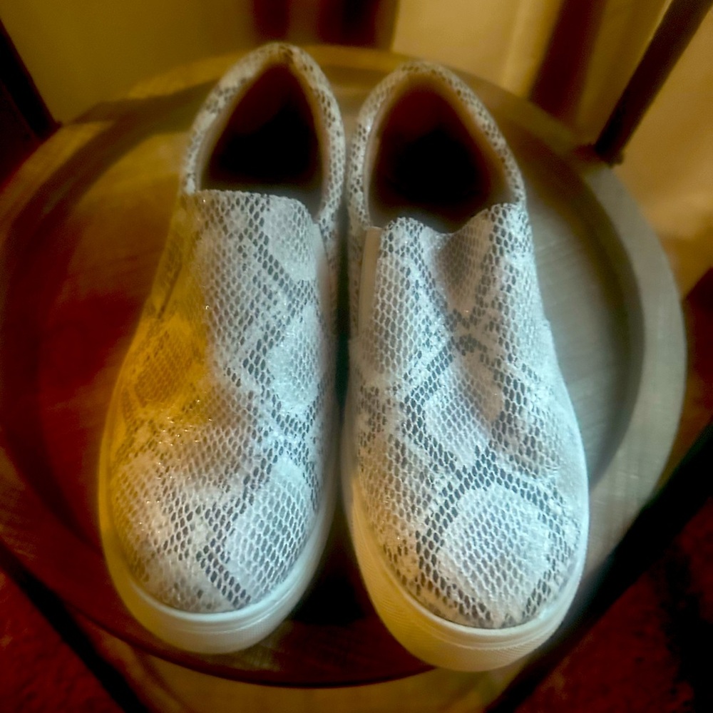 Sierra snake shoes